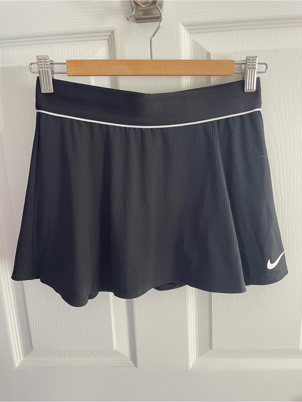 Nike Women's Black Athletic Skirt with White Piping Small